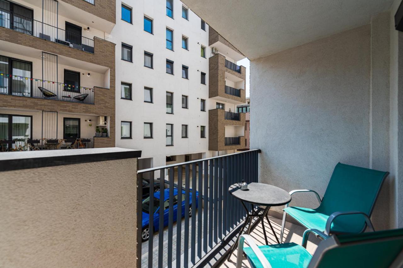 Sara - Stylish Apt With Balcony Near Piata Obor Бухарест Екстер'єр фото